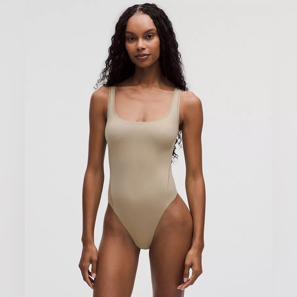 Lululemon Wundermost Ultra-Soft Nulu Square-Neck Sleeveless Bodysuit - Picture 1 of 3